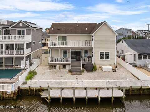 164 Morris Boulevard, Beach Haven West, NJ 08050