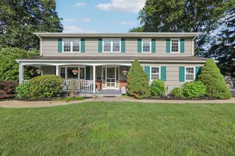 1 Martha Lane, Pearl River, NY 10965