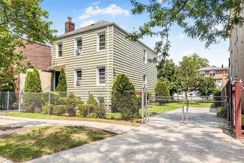 4148 De Reimer Avenue, Bronx, NY 10466