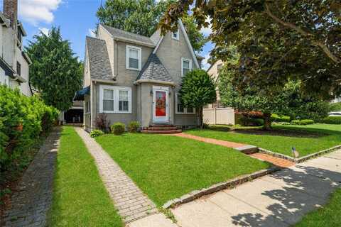 47 Stratford Road, West Hempstead, NY 11552