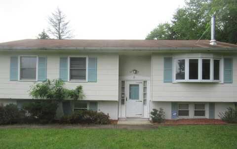 5 Peace Drive, Middletown, NY 10941
