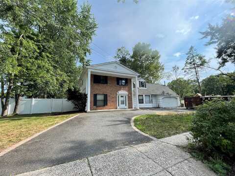 72 Comerford Street, Port Jefferson Station, NY 11776