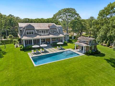 100 Griffing Avenue, Westhampton Beach, NY 11978
