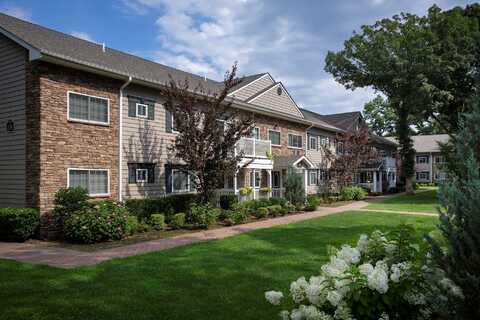 554 New Highway, Hauppauge, NY 11788