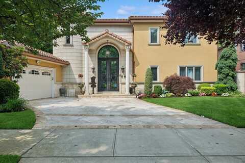 64-58 215th St, Bayside, NY 11364