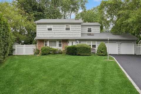 9 Scholar Court, East Northport, NY 11731