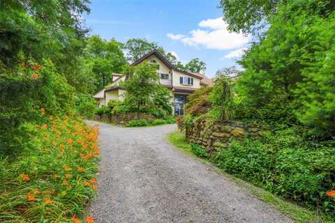 8 Manitou Road, Garrison, NY 10524