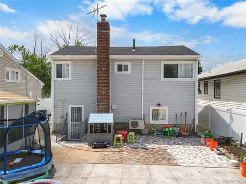 7-11 123, College Point, NY 11356