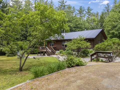 8 Whiting Avenue, Waterford, ME 04088