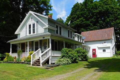 10 Liberty Street, Dexter, ME 04930