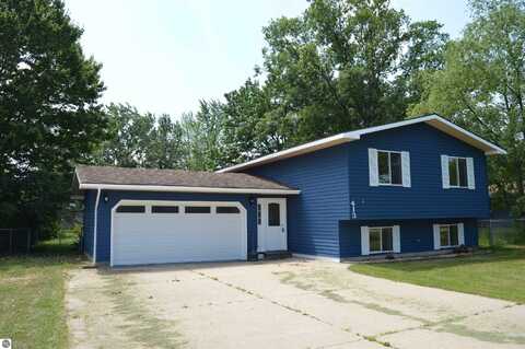 413 NORWAY STREET, KALKASKA, MI 49646