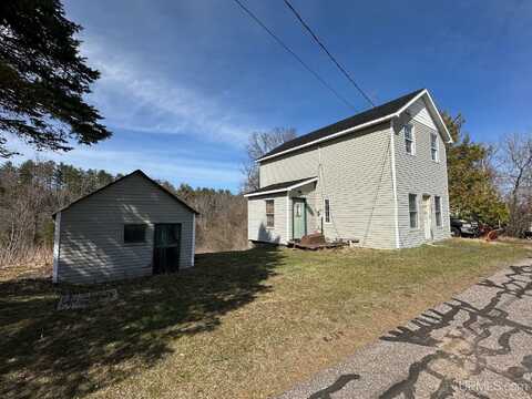 304 W RAILROAD STREET, MICHIGAMME, MI 49861
