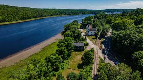4 Riverview Drive, Gardiner, ME 04345