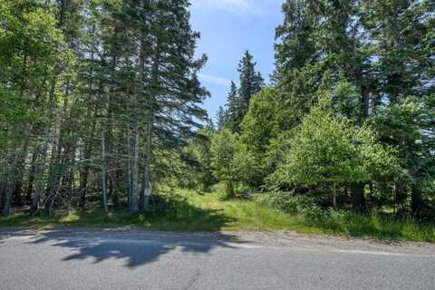 6-60b Tea Hill Road, Stonington, ME 04681