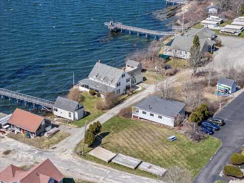 30 Osbourne Row, Harpswell, ME 04066