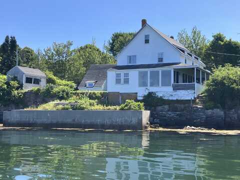 30 Osbourne Row, Harpswell, ME 04066