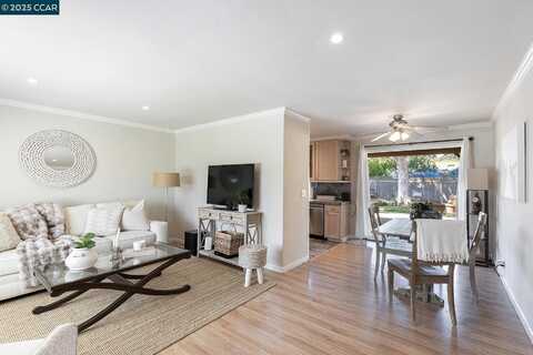 28 WESTWOOD, Napa, CA 94558