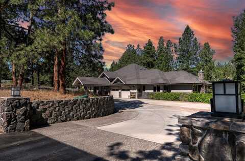 236 Oso Trail, Victor, MT 59875