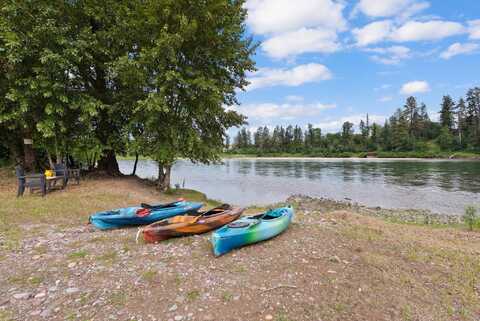 1398 Waters Edge Way, Columbia Falls, MT 59912