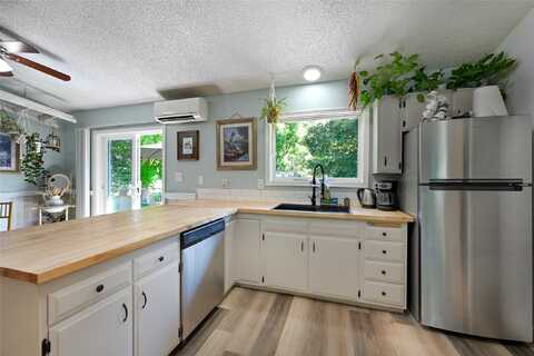 911 Greers Ferry Road, Libby, MT 59923