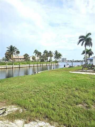 863 Oak, FORT MYERS BEACH, FL 33931