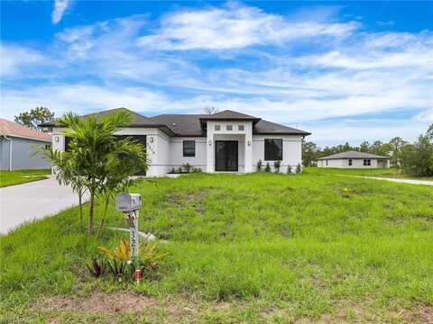 3219 43rd, LEHIGH ACRES, FL 33971