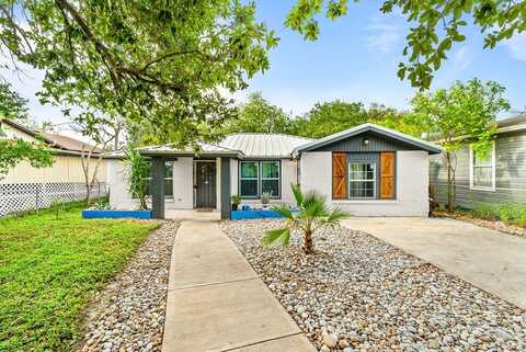 647 W Main Avenue, Robstown, TX 78380