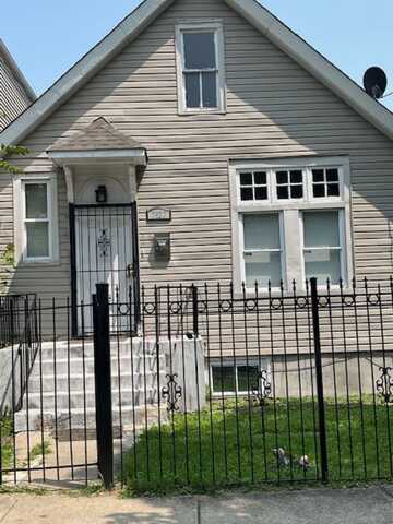 7927 S BURNHAM Avenue, Chicago, IL 60617