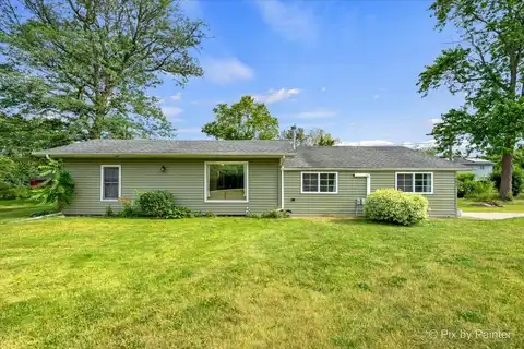 28w575 Lester Street, West Chicago, IL 60185