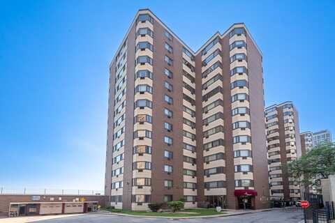 7337 S South Shore Drive, Chicago, IL 60649
