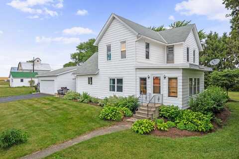 11203 Hinckley Road, Hinckley, IL 60520