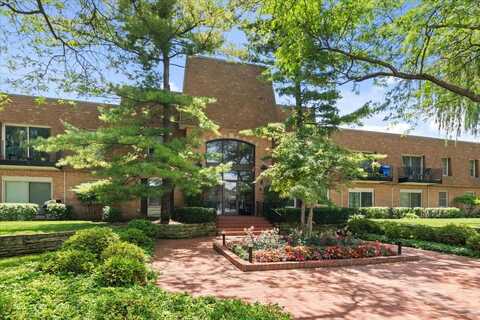 1220 Park Avenue W, Highland Park, IL 60035