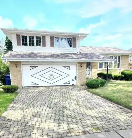 6232 W 91st Street, Oak Lawn, IL 60453