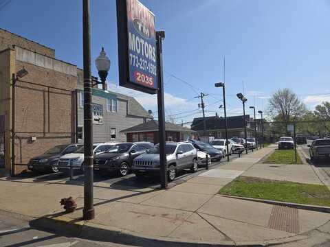 2035 N Cicero Avenue, Chicago, IL 60639