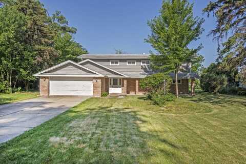 9s104 Aero Drive, Naperville, IL 60564