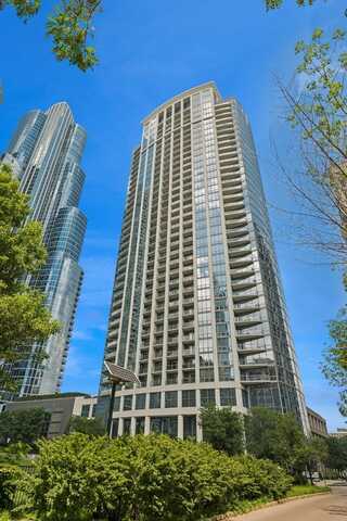 1235 S PRAIRIE Avenue, Chicago, IL 60605