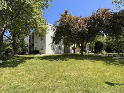 1004 E Harding Drive, Urbana, IL 61801