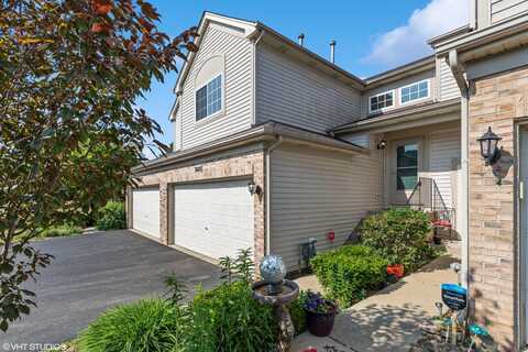 3628 Roanoke Avenue, Carpentersville, IL 60110