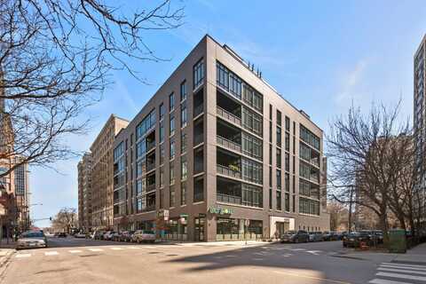 2773 N Hampden Court, Chicago, IL 60614