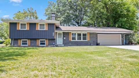 895 Country Club Drive, Kankakee, IL 60901
