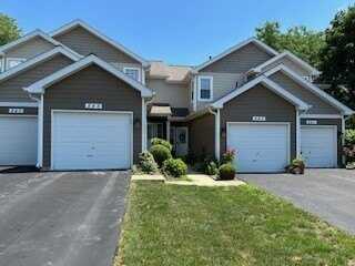 545 Woodcrest Drive, Mundelein, IL 60060