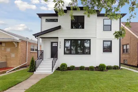 5739 S Merrimac Avenue, Chicago, IL 60638