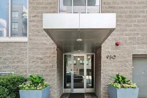 950 W Erie Street, Chicago, IL 60642