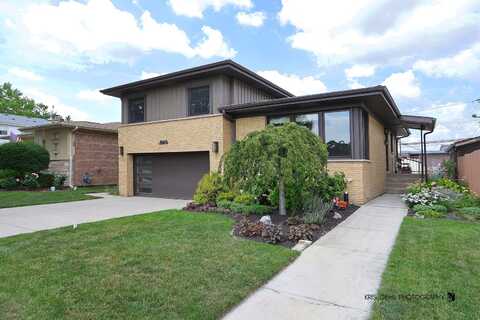 10432 Laramie Avenue, Oak Lawn, IL 60453