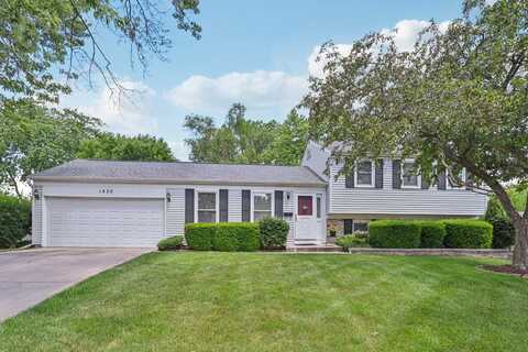 1430 Yorkshire Lane, Schaumburg, IL 60194