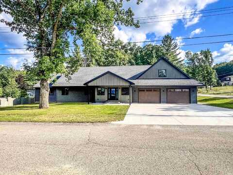 435 Fairlane, Harrison, MI 48625
