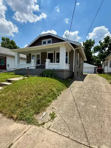 920 Delaware Avenue, Middletown, OH 45044