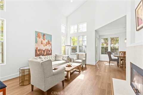 12 Longbourn Aisle, Irvine, CA 92603
