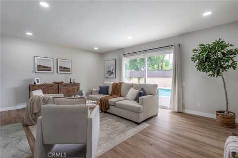 9128 Gerald Avenue, Northridge, CA 91343