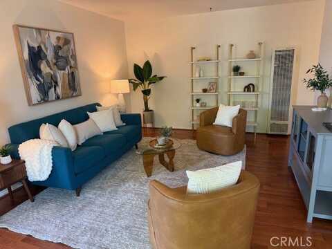 307 Cherry Avenue, Long Beach, CA 90802
